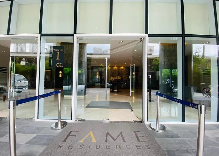 Apartahotel Fame Residences Tower 1 - Traveler's Point